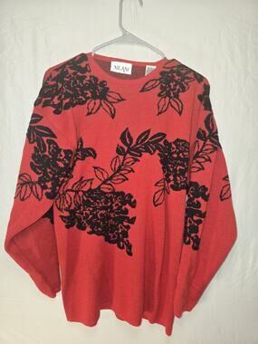 Vintage Nilani Red Sweater US Womens Size L Black Flowers Floral Long Sleeve
